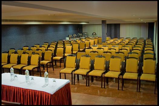 Vijayapark Hotel Kaduturutti Εξωτερικό φωτογραφία